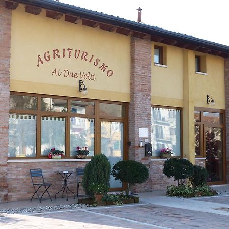 Agriturismo Ai Due Volti Dossobuono Exterior foto