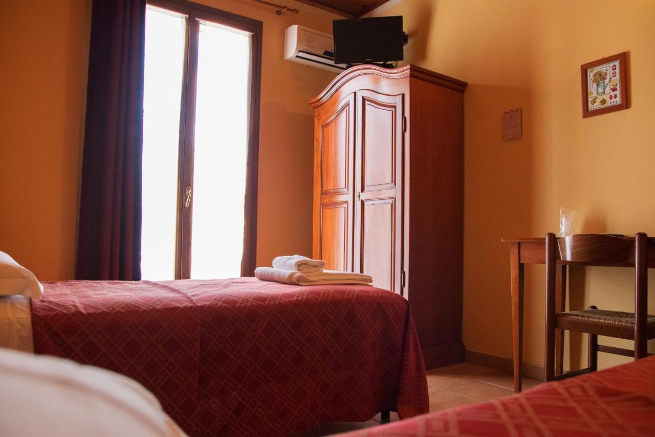 Agriturismo Ai Due Volti Dossobuono Exterior foto