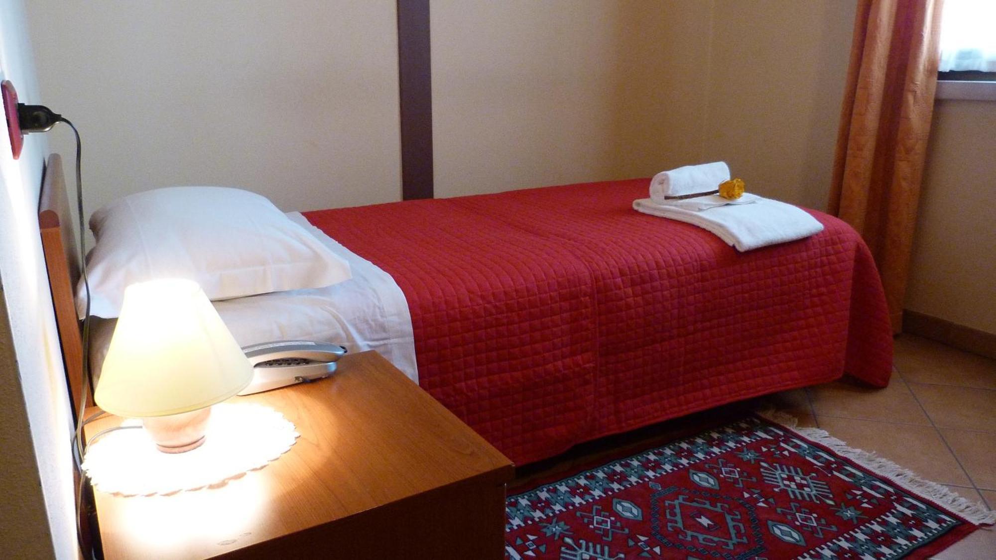 Agriturismo Ai Due Volti Dossobuono Quarto foto