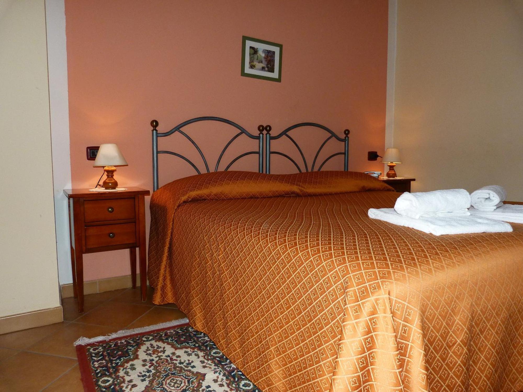Agriturismo Ai Due Volti Dossobuono Quarto foto