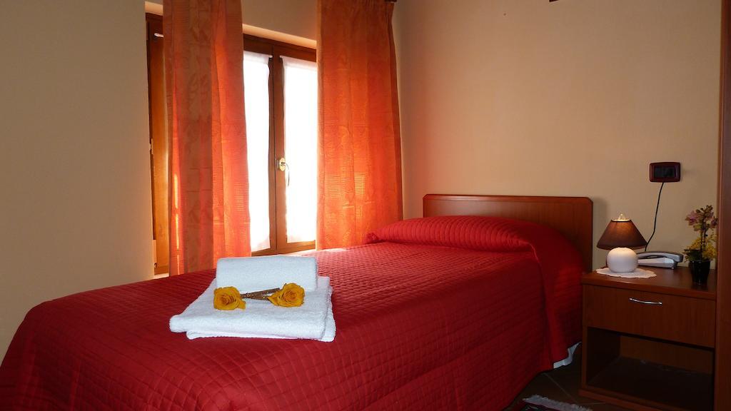 Agriturismo Ai Due Volti Dossobuono Quarto foto